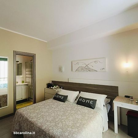 B&B Carolina Napoli-Vomero Exterior photo